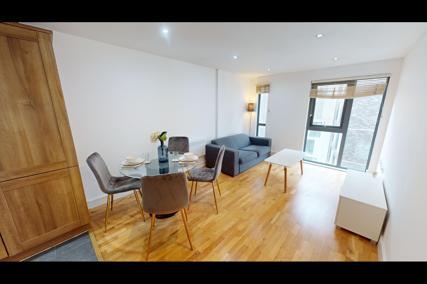 1 Bed Flat, Jugglers Yard, L3