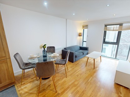 1 Bed Flat, Jugglers Yard, L3