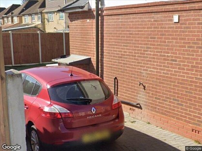 2 Bed Flat, St. Peters Court, TW19