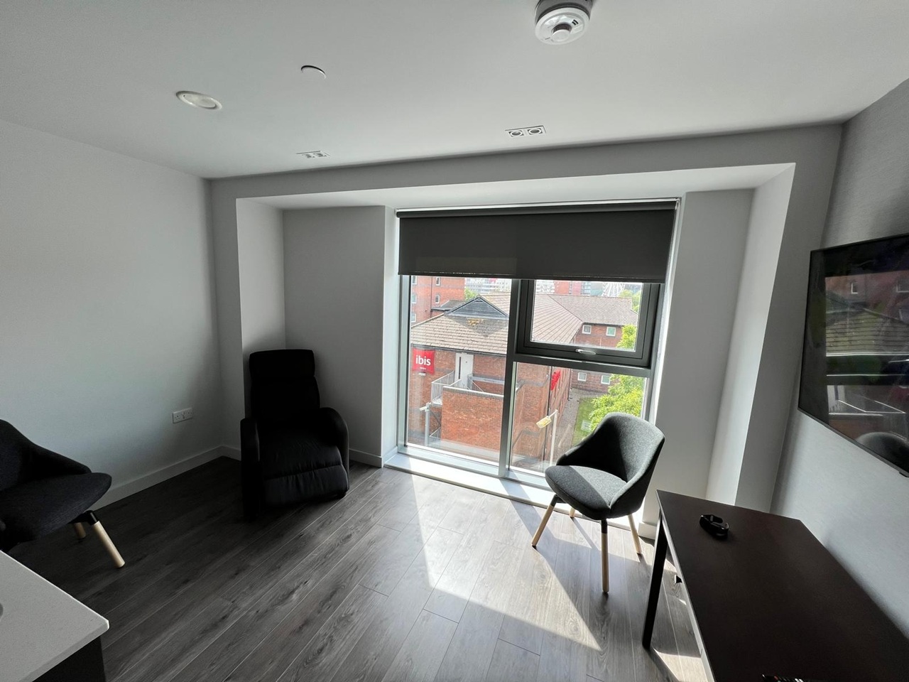 Additional image 10 of Studio Flat, Park Lane, L1, N1 7GU