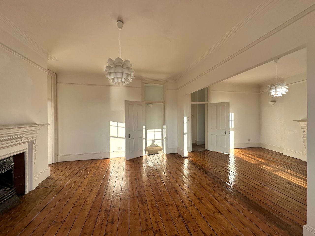 3 Bed Flat, Glyn Mansions, W14 photo 4