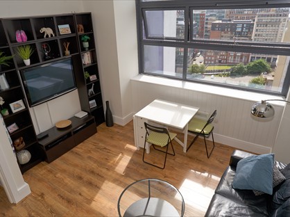 1 Bed Flat, Brindley House, B3