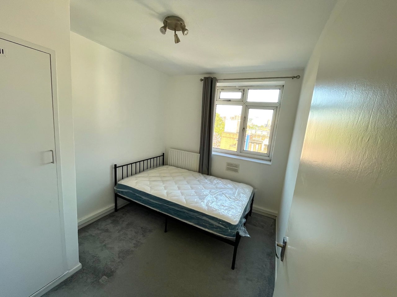 Additional image 5 of 4 Bed Flat, Temple Court, SW8, N1 7GU