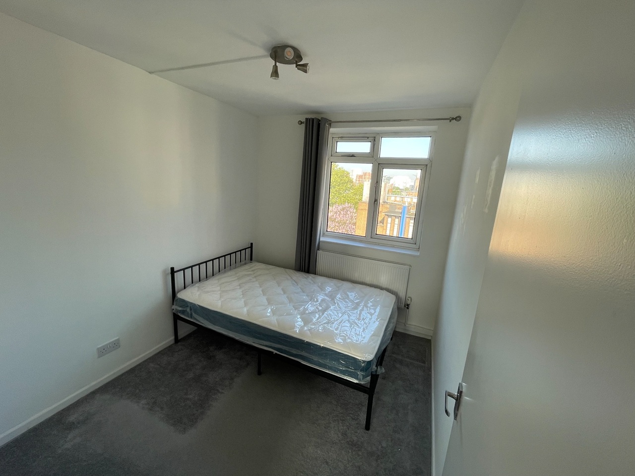 Additional image 7 of 4 Bed Flat, Temple Court, SW8, N1 7GU