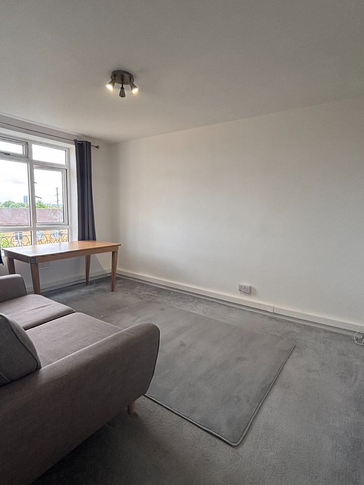 Additional image 12 of 4 Bed Flat, Temple Court, SW8, N1 7GU