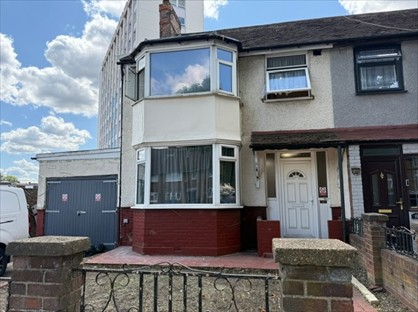4 Bed End Terrace, Rush Green Road, RM7