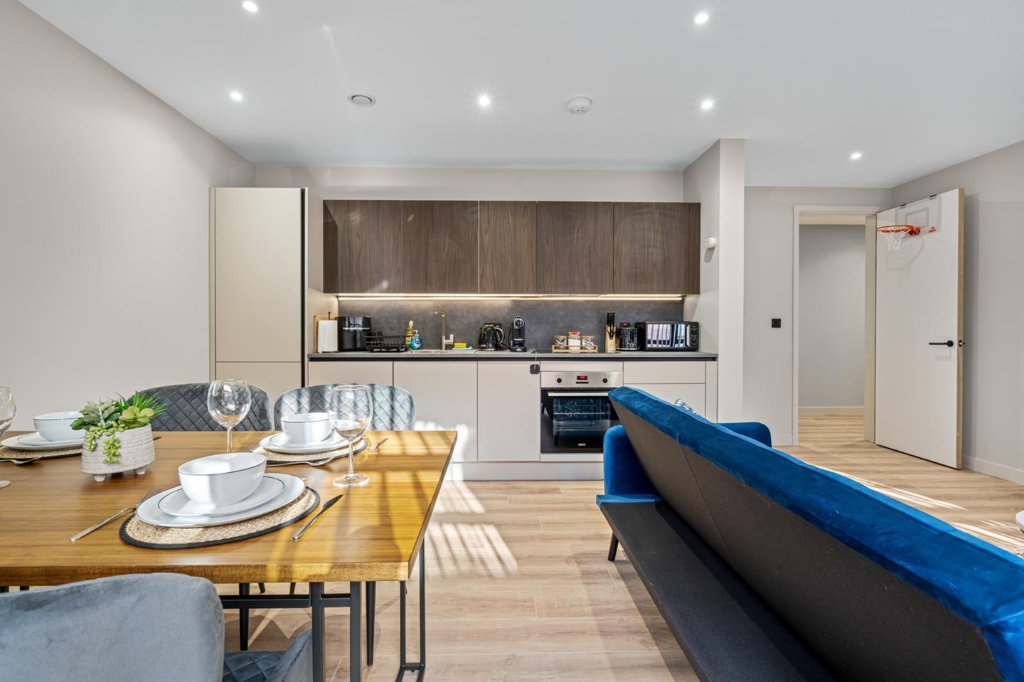 2 Bed Flat, Pressworks, B3 photo 4