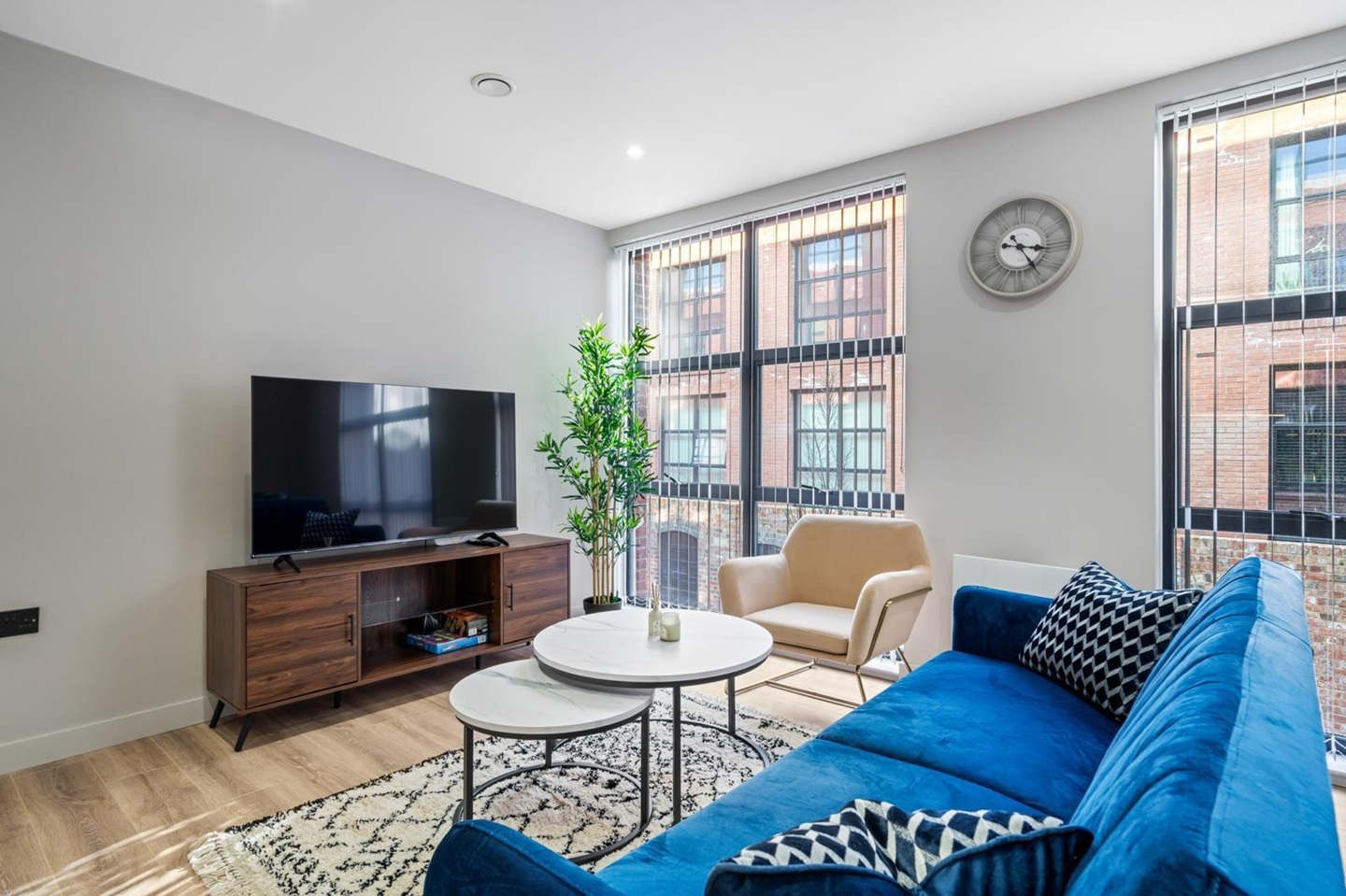 2 Bed Flat, Pressworks, B3 photo 5
