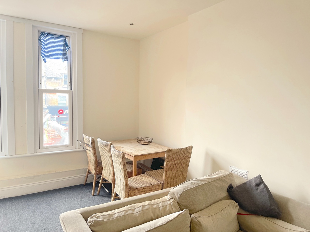 London - 2 Bed Flat, The Broadway, SW19 - To Rent Now for £1,800.00 p/m