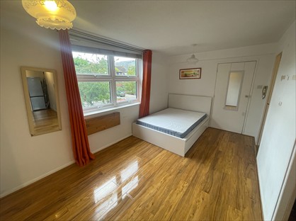 Studio Flat, Spencer Mews, W6