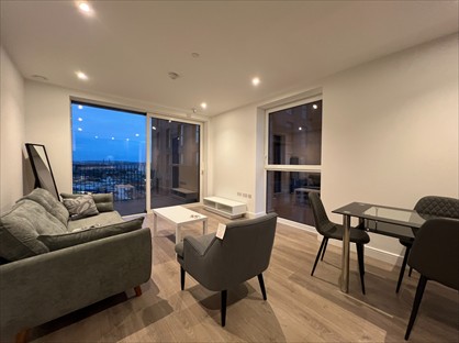 2 Bed Flat, Waterview House, HA0