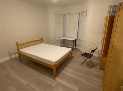 Room in a Shared House, Springfield Road, N15