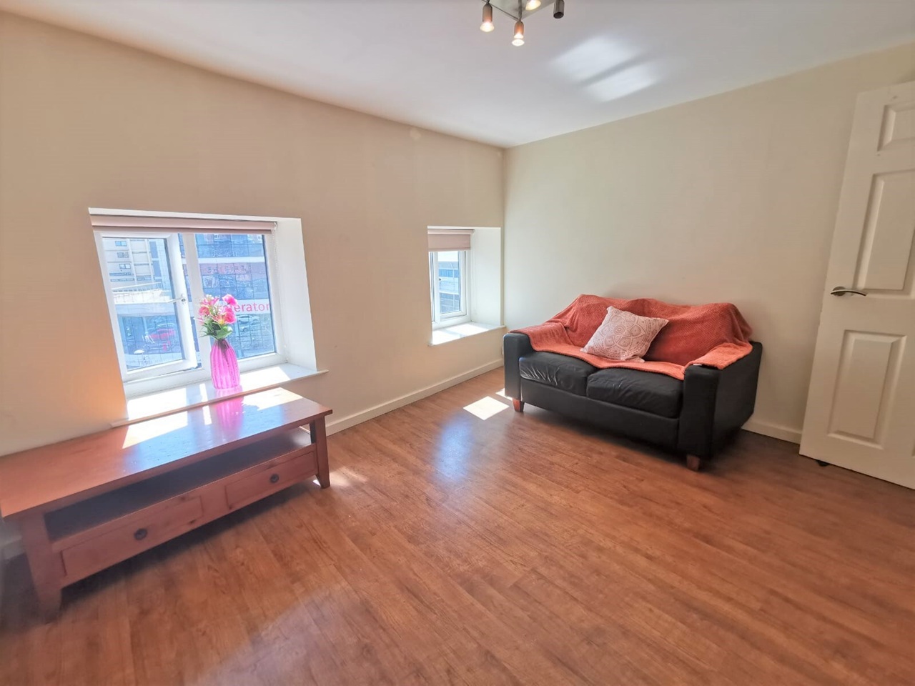 1 Bed Flat, Prescot Street, L7 photo 2