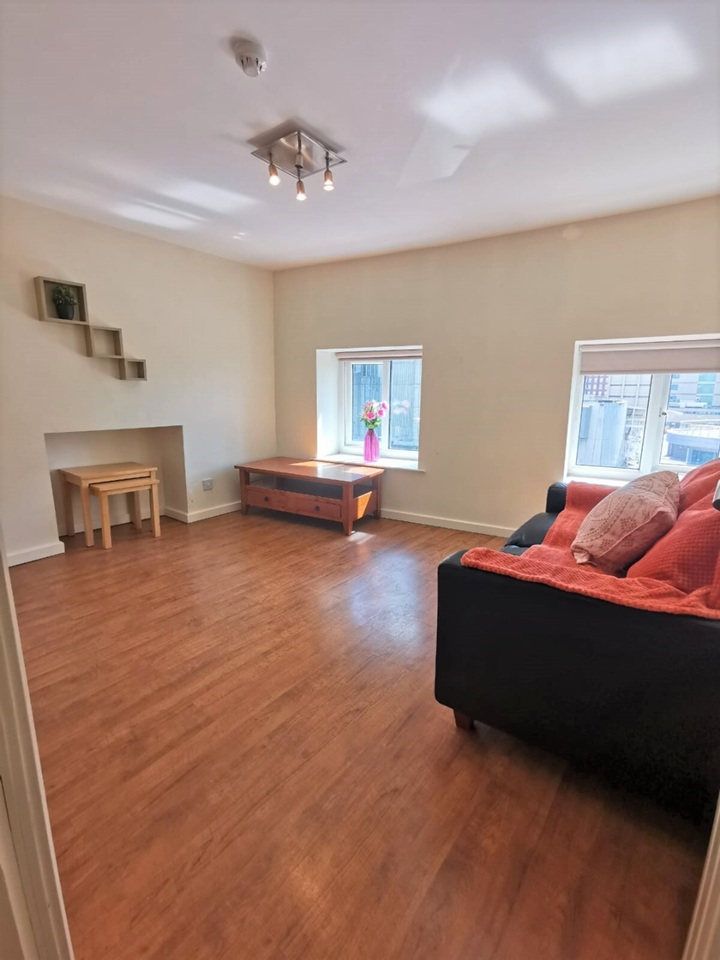 1 Bed Flat, Prescot Street, L7 photo 3