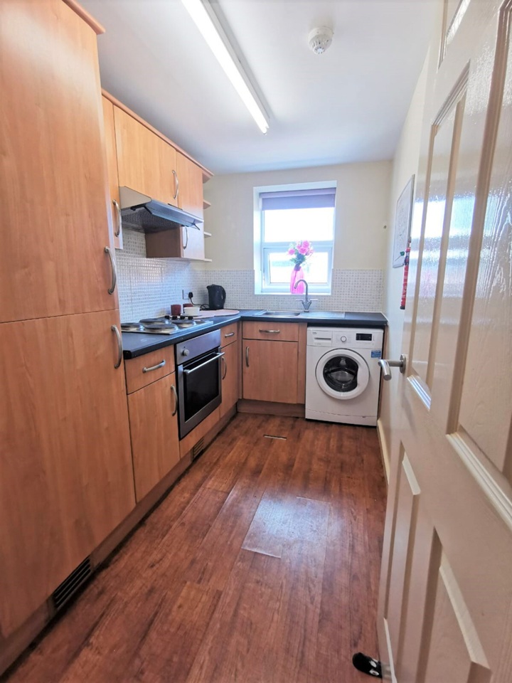 1 Bed Flat, Prescot Street, L7 photo 4