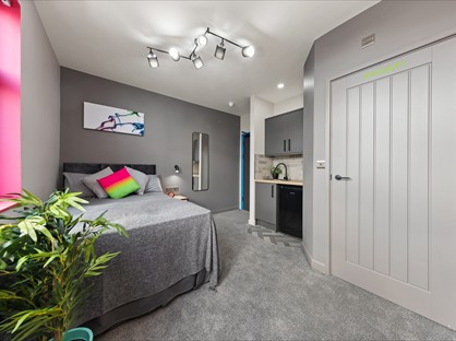 Room in a Shared House, Anderson Road, B66