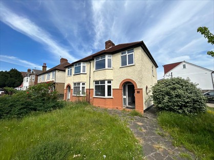 3 Bed Semi-Detached House, Dawley Road, UB3