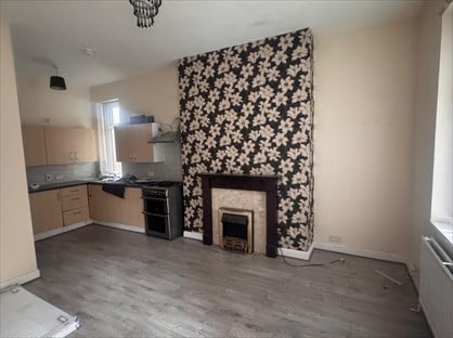 3 Bed Terraced House, Acres Street, BD21