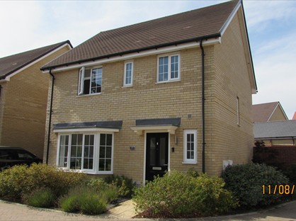 3 Bed Detached House, Wright Grove, CM8
