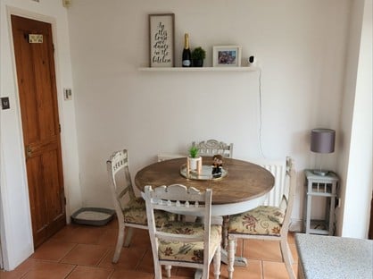 3 Bed Semi-Detached House, Buckingham Grove, DN33