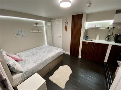 Studio Flat, Finchley Road, NW3