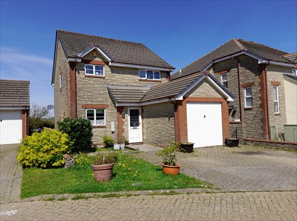 4 Bed Detached House, Tollgate Close, PL14