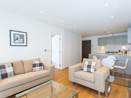 1 Bed Flat, Westworth House, W6