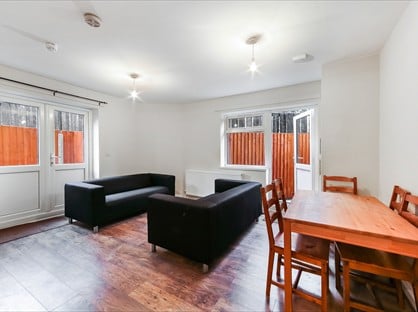 6 Bed Semi-Detached House, Ambassador Square, E14