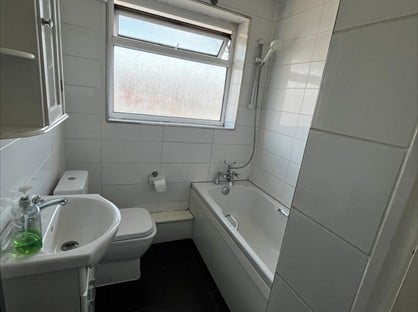 3 Bed Terraced House, The Spires, ME2