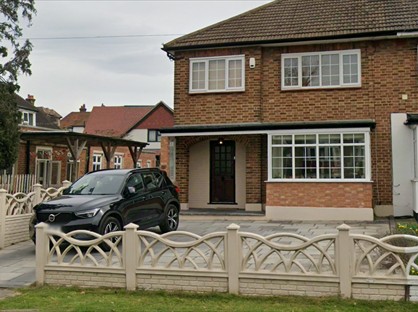 3 Bed Semi-Detached House, Coney Hill Road, BR4