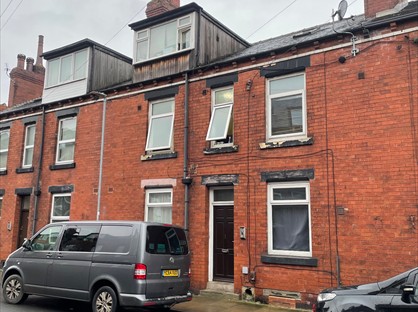 1 Bed Flat, Beeston, LS11