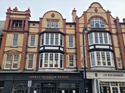 2 Bed Flat, Penrhyn Road, LL29