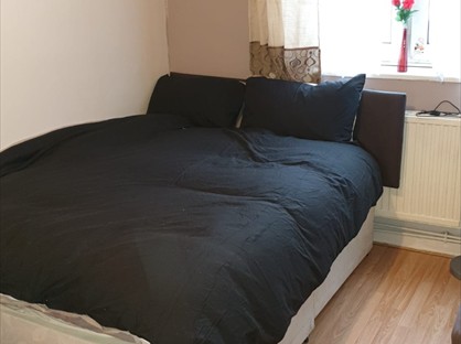 Room in a Shared House, Hookham Court, SW8