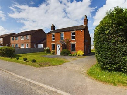 3 Bed Detached House, High Street, PE23