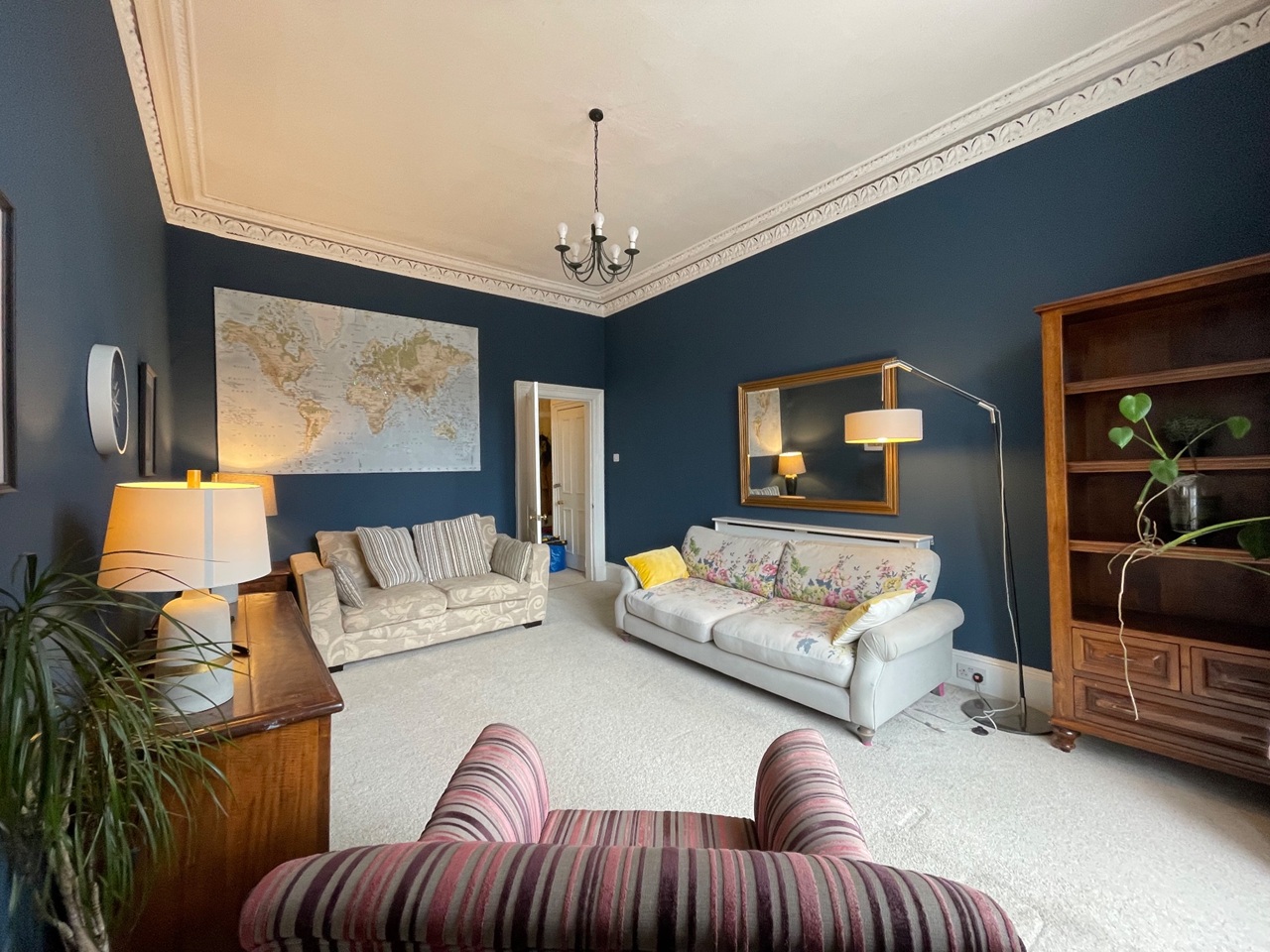 1 Bed Flat, Byres Road, G12