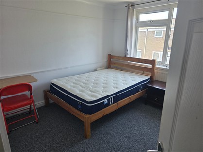 Room in a Shared House, Eathorpe Close, B98