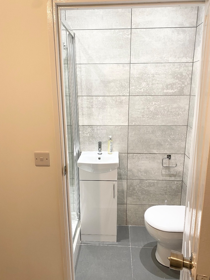 Additional image 4 of Room in a Shared House, Newlands Avenue, SO15, N1 7GU