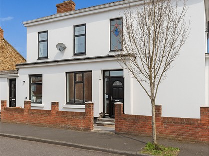 5 Bed End Terrace, Preston Road, M19