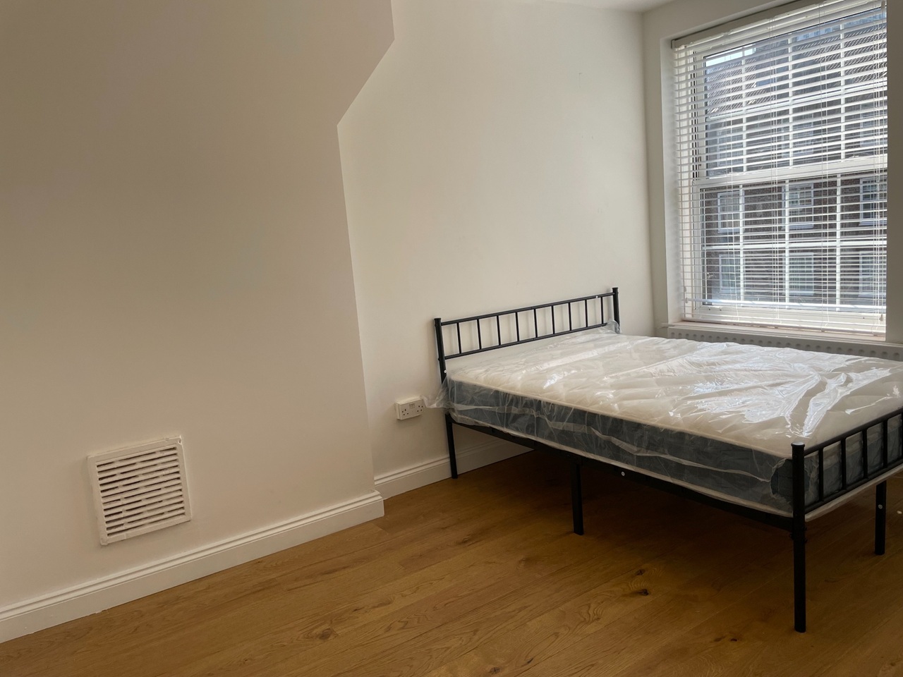 Additional image 6 of 3 Bed Flat, Longridge House, SE1, N1 7GU