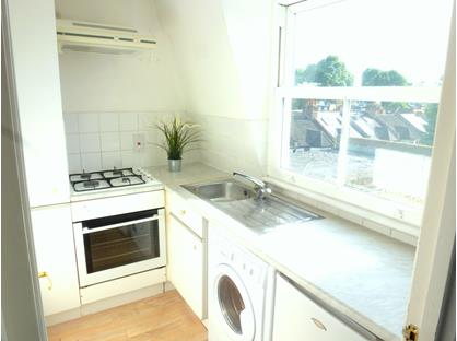 2 Bed Flat, Agate Road, W6