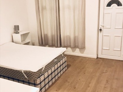 Room in a Shared House, Exeter Road, NG7