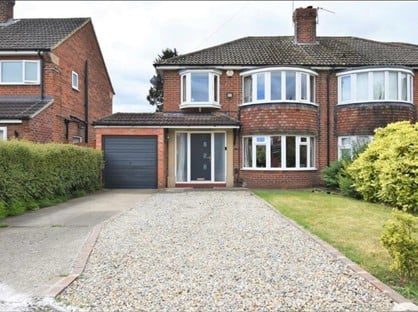 4 Bed Semi-Detached House, Fairway Drive, YO26