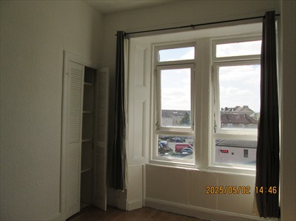 Studio Flat, Maxwellton Street, PA1