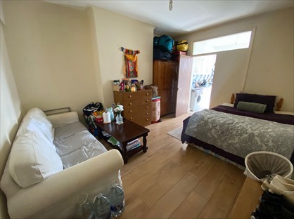 1 Bed Flat, Eastern Avenue, IG2