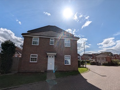 3 Bed Semi-Detached House, Abbey Road, NR18