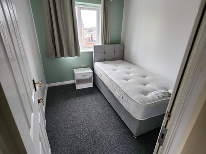 Room in a Shared House, Seymour Road, B69