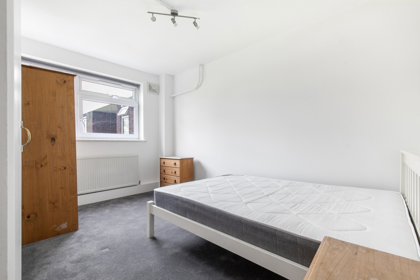 Additional image 6 of 4 Bed Flat, Aveline Street, SE11, N1 7GU