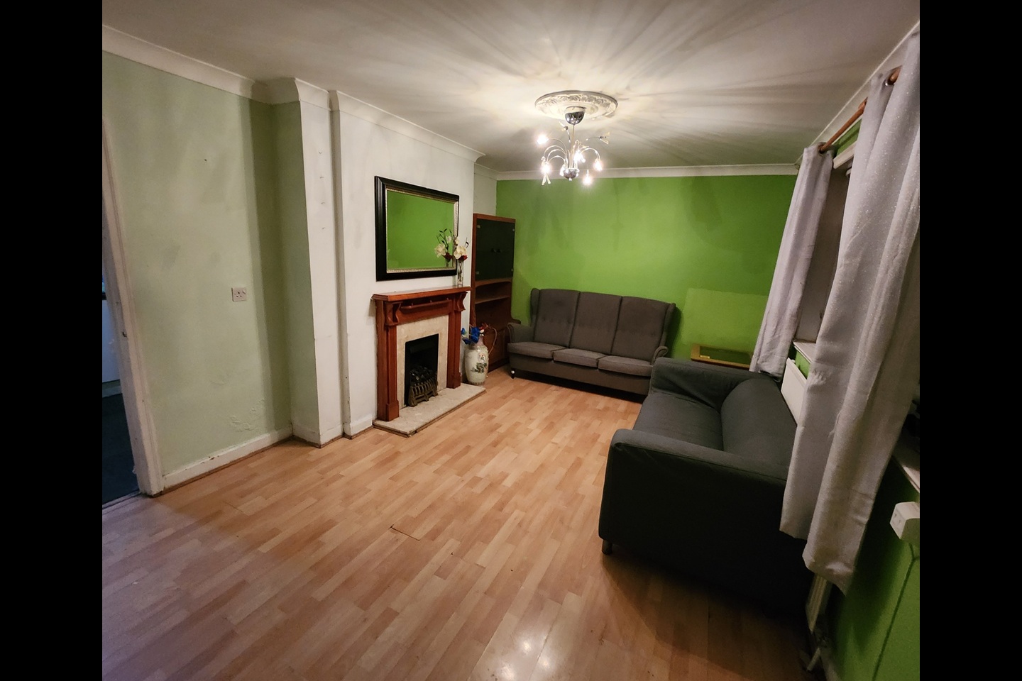 3 Bed Terraced House, Compstall Avenue, M14, N1 7GU