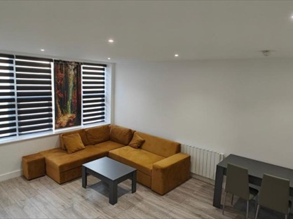 Studio Flat, High Street, HA8