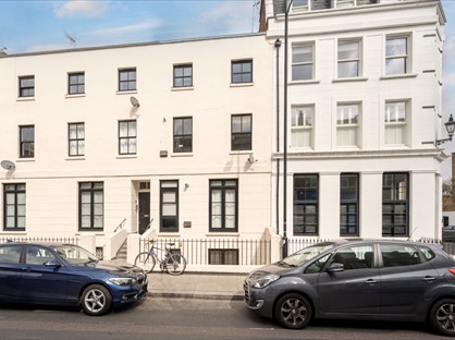1 Bed Flat, Blythe Road, W14